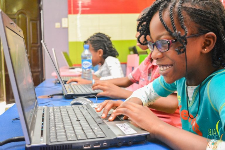 Read more about the article 5 Reasons Why Kids Should Learn To Code